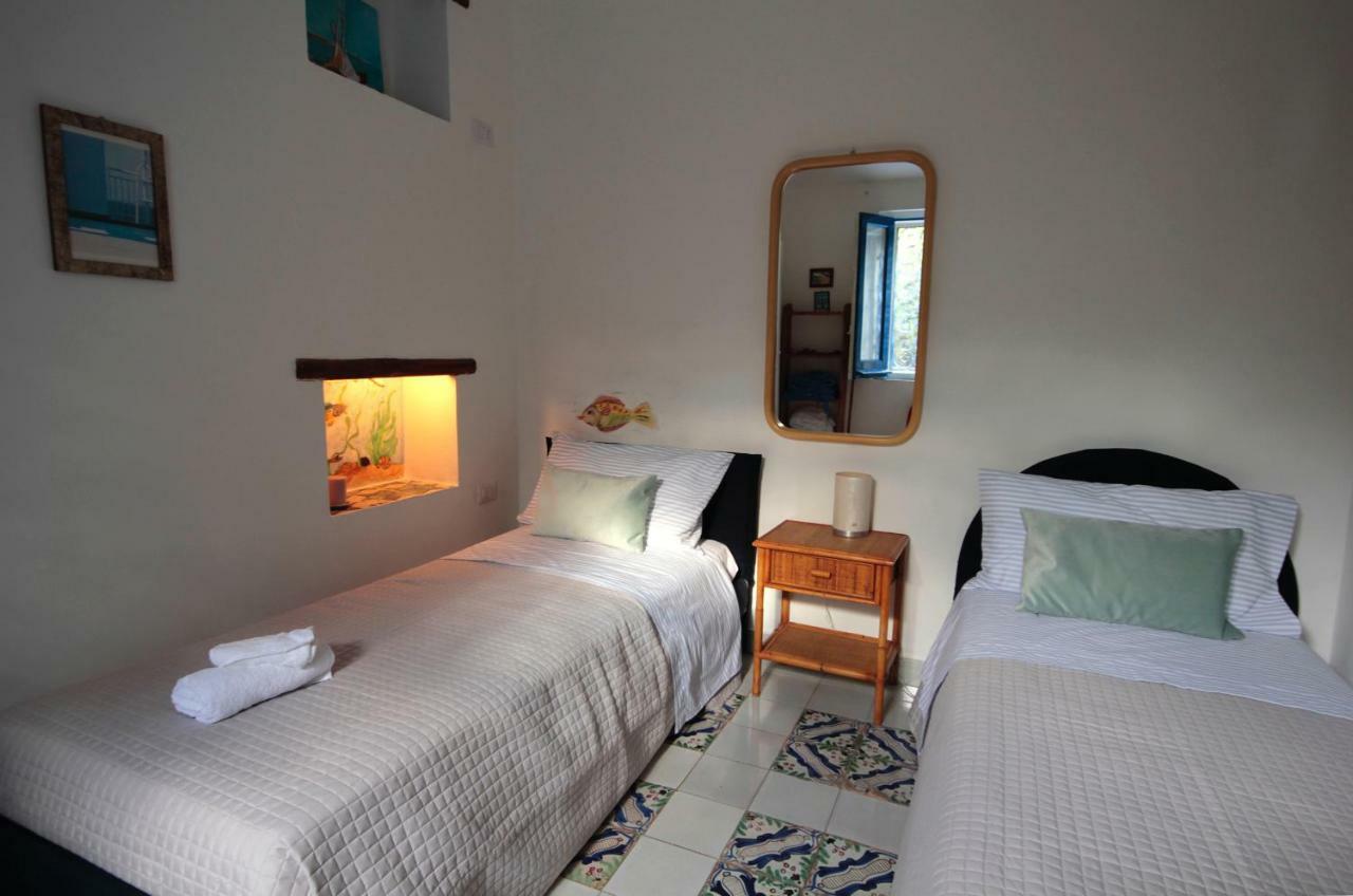Villa Delle Terrazze Punta Secca Eksteriør bilde